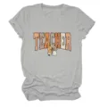 Casual grijs dames t-shirt met korte mouw en leraar brief print en leuke strik. - S / Tops / Lichtgrijs