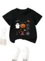 Detailansicht des schwarzen Kinder Halloween T-Shirts mit niedlichem Geist und Kürbis Grafikdruck. - 90cm / Oberteile / Schwarz
