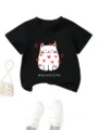 Detailed view of the cute cat graphic short sleeve kids t-shirt with lovely heart details. - Tops / Black / 90cm