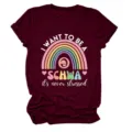 Maglietta da donna bordeaux a maniche corte con stampa grafica arcobaleno top casual estivo - Taglia S / Top / Rosso Vino (Lettere Bianche)