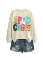 Detailansicht des bequemen, beigefarbenen Pullovers mit tollem SPED CREW Frontdruck. - S / Oberteile / Sandfarben