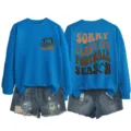 Completo felpa blu e pantaloncini di jeans da donna con stampa tema football. - Taglia S / Top / Blu lago