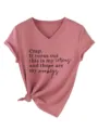 Vue détaillée t-shirt femme décontracté col V manches courtes avec lettrage et nœud. - Or Rose (Police Noire)