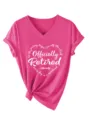 Casual roze V-hals korte mouw dames T-shirt met officieel retired tekstprint detail. - Rozerood