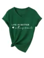 Donkergroen v-hals korte mouw t-shirt detail met witte tekstprint en geknoopt zoom. - S / Tops / Vintage Groen