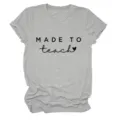 Dames casual ronde hals korte mouw t-shirt met stijlvolle letter print grijze top. - S / Tops / Lichtgrijs (Zwart Lettertype)