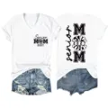 Damen Kurzarm V-Ausschnitt T-Shirt mit Senior MOM 2027 Grafik Druck Freizeit Sommer Oberteil - S / Oberteile / Weiß