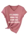 Γυναικείο casual T-shirt με V λαιμόκοψη και κοντό μανίκι με κόμπο και στάμπα σλόγκαν. - Ροζ Χρυσό (Λευκό Τύπωμα)