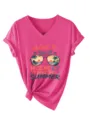 Maglietta casual da donna a maniche corte con scollo a V e grafica della spiaggia estiva. - Rosso rosa