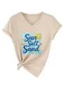 Lässiges Damen V-Ausschnitt Kurzarm T-Shirt mit Sommer Strand Grafik und knoten Saum Design. - S / Oberteile / Sandfarben