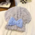 Cuffia asciugacapelli in morbido pile corallo spesso con fiocco in peluche blu, nuvola. - Smoke