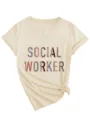 Casual dames social worker grafisch V-hals korte mouw t-shirt met knoopdetail. - S / Top (3812) / Zandkleur