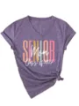 Femme senior mom class of 2027 col en v t-shirt manches courtes decontracté pour été. - S / Hauts / Violet (Graphisme Blanc)