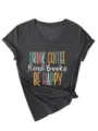 Dunkelgraues V-Ausschnitt Kurzarm Damen T-Shirt mit Kaffeebuch-Druck und Knoten. - S / Oberteile / Anthrazit (Weiße Grafik)