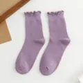 Lila gerippte Socken mit Rüschenrand für Damen, süßer College-Stil und Alltagsmode. - Einheitsgröße / Lila