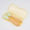Kit de couverts cuillère et fourchette en silicone pour bébé avec manche en bois, vert - Vert clair