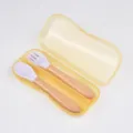 Kit de cuillère et fourchette en silicone pour bébé avec manche en bois et étui de rangement. - Mauve Clair