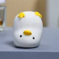 Linda estatueta de pato de cerámica para escritorio, blanco amarillo mini adorno artístico. - Adorno de Pato Lindo (Pino-Blanco)