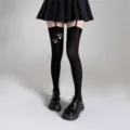 Calze sopra il ginocchio nere con stampe di zampe di gatto rosa, stile JK dolce. - Taglia unica / Top / Nero