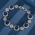 Primo piano del lussuoso bracciale in zaffiro blu e zircone dettaglio brillante design elegante. - Stile Spinello Blu (17cm)