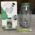Plastik Salat Shaker Behälter mit Dressingbehälter und Gabel. Auslaufsicher Lunchbox. - Mit Einweggabel / Grün