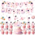 Rosa Galaxie Astronaut Themen Party Deko Set mit Bannern Spiralen und Kuchentoppern - 4-teiliges Layout-Deko-Set