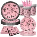 Schwarz-rosa Schleife Party Geschirr Set mit Pappteller, Becher, Servietten und Besteck. - 8-teiliges Set (Teller Servietten Tassen Besteck Strohhalme)