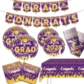 Schwarz-goldene 2026 Abschluss Party Deko Set mit Teller, Bechern, Banner und Tischtuch. - 6er Pack Geschirr & Deko Set / 6er-Set (Teller+Servietten+Becher+Banner+Tischdecke) / Lila und Gold Abschluss