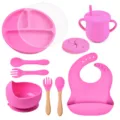 Roze siliconen baby servies set met zuignap bord, kom, beker, lepel, vork en slabbetje voor kindjes. - Y8 set met deksel