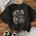 Casual zwart T-shirt met korte mouwen en vintage botanische veldbloemen print voor dames. - S / Zwart