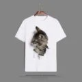 Détails du t-shirt blanc à manches courtes avec un design imprimé chat 3D unique. - S / 03