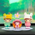Linda muñeca de pareja adorno de salpicadero de coche figura de resina decoración auto - Pareja adorable + Hua Hua + Girasol naranja + Alfombrilla azul
