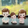 Lindo conjunto de adornos de tablero de auto de familia de dibujos animados, decoración interior de coche. - Yoga [papá, mamá e hijo]
