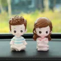 Lindas figuras de resina de pareja de dibujos animados adorno de salpicadero. - Yoga [papá y mamá]
