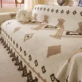 Plush sofa cover throw blanket in beige with brown geometric pattern for living room. - 180*130cm / Beige & Brown
