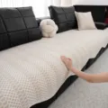 Sommer Eisseide Sofa Kissenbezug Anti-Rutsch Kühlmatte atmungsaktives geometrisches Muster - 70*70cm / Unregelmäßige Eisfeder - Braun