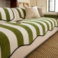 Copridivano in ciniglia a righe verdi e bianche per decorazione e protezione del soggiorno. - 70*70cm / Righe larghe - verde
