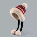 Cappello invernale in maglia peluche con pelliccia sintetica pon pon e lunghe trecce caldo. - Cappello-022 in maglia con tre pompon - Nero e rosso