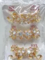 Vergoldete Blumen Ohrringe mit Zirkonia Steinen, elegantes koreanisches Design für Damen. - Floraler Cluster-Stil (ZSJEH416)