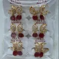 Elegante vergoldete Zirkon rote Tropfen Ohrringe im Großhandel, modischer Damenschmuck für Party. - Roter Wassertropfen-Anhänger-Stil (ZSJEH249)