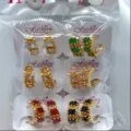 Bunte Zirkonia Kupfer vergoldete Creolen Set Variante Packung, elegante Damenschmuck. - Geometrischer Strass-Ohrstecker (ZSJEH333) / Mehrfarbig