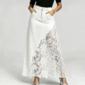 Elegante witte denim en bloemenkant gesplitste lange maxi rok, hoge taille aansluitend model. - S / Wit