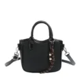 Damen Schwarze Gewebte Umhängetasche Retro Mode Schultertasche Schicke Handtasche Neu - Mit Anhänger / Schwarz