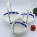 Lot de 3 paniers tressés blancs en forme de cœur avec ruban bleu pour déco de mariage. - Forme de cœur n° 3 (15*14*H17 cm) / Bleu foncé