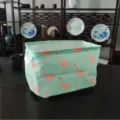 Vue détaillée d'une boîte de rangement en tissu pliable avec joli motif flamant rose. - 30*20*20 / Flamant Rose Vert