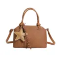Elegante koreanische Damen Braun PU Leder Handtasche mit Stern Anhänger Umhängetasche. - Mit Anhänger / Braun