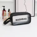 Trousse de toilette transparente en PVC noir avec poignée et fermeture éclair. - M / Noir