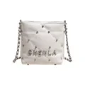 Borsa a tracolla trapuntata bianca con catena e dettagli strass per donne moda quotidiana. - Bianco