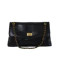 Schwarze gesteppte Ledertasche für Damen mit goldener Kette und elegantem Metallverschluss. - Schwarz