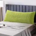 Long oreiller corporel en peluche pour tête de lit, coussin duveteux vert doux pour se détendre. - Vert Pomme